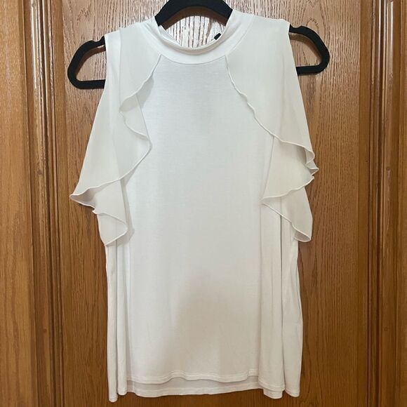 Cable and Gauge Petite sleeveless top, white, size large petite. - Picture 3 of 7